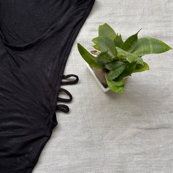 NWOT Forever21 Black Deep Armhole Bodysuit - Picture 6 of 8